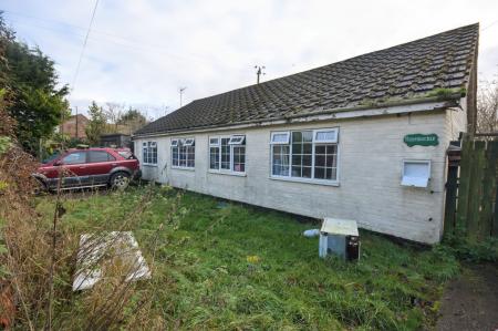4 bedroom Detached bungalow for sale in Main Street, Gayton Le Marsh, LN13