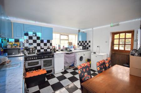 4 bedroom Detached bungalow for sale in Main Street, Gayton Le Marsh, LN13
