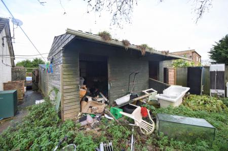 4 bedroom Detached bungalow for sale in Main Street, Gayton Le Marsh, LN13