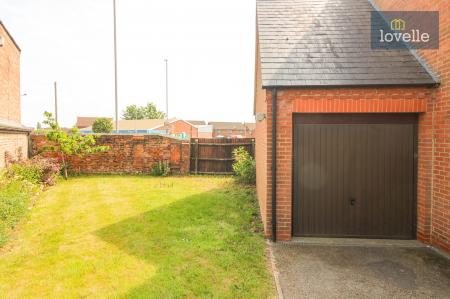 3 bedroom Semi-detached house for sale in Newbridge Hill, Louth, LN11