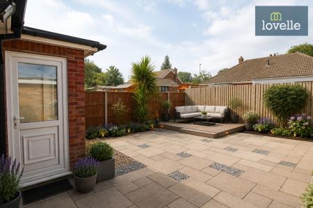 3 bedroom Semi-detached house for sale in Hazel Grove, Louth, LN11