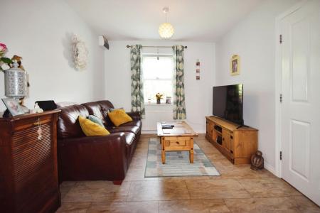 3 bedroom Terraced House for sale in Newbridge Hill, Louth, LN11