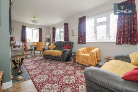 2 bedroom Detached bungalow for sale in Main Road, Saltfleet, LN11