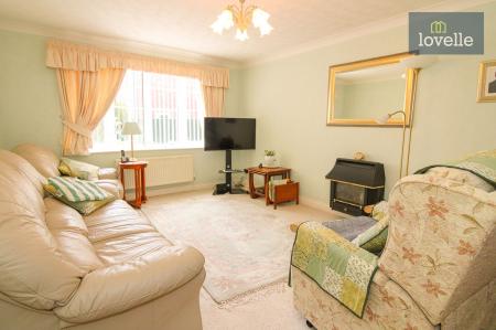 2 bedroom Detached bungalow for sale in Kestrel Drive, Louth, LN11