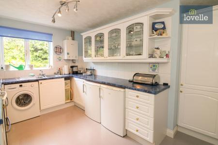 2 bedroom Detached bungalow for sale in Kestrel Drive, Louth, LN11