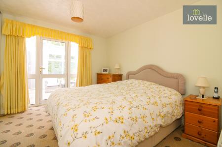 2 bedroom Detached bungalow for sale in Kestrel Drive, Louth, LN11