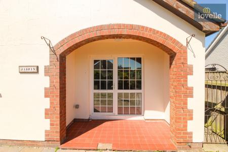 3 bedroom Detached bungalow for sale in Willerton Road, North Somercotes, LN11