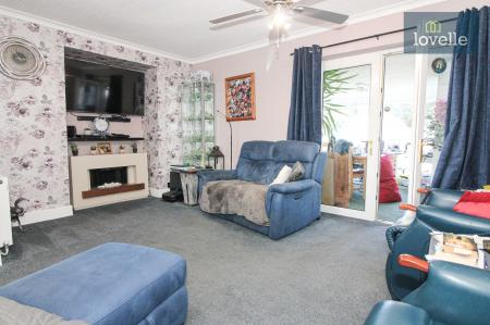 4 bedroom Semi-detached house for sale in Conisholme Road, North Somercotes, LN11