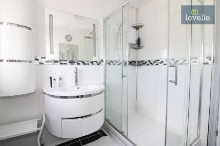 4 bedroom Semi-detached house for sale in Conisholme Road, North Somercotes, LN11