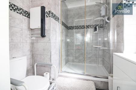 4 bedroom Semi-detached house for sale in Conisholme Road, North Somercotes, LN11