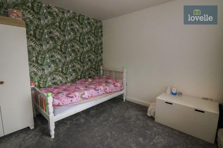 4 bedroom Detached house for sale in Elm Drive, Louth, LN11