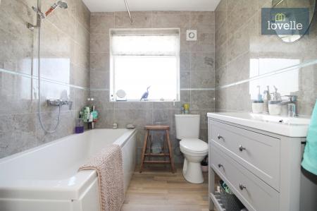 3 bedroom Detached house for sale in Eastfield Lane, Grimoldby, LN11