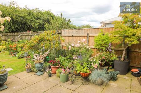 4 bedroom Detached house for sale in Andrews Close, Louth, LN11