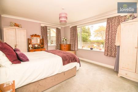 3 bedroom Detached bungalow for sale in Eastfield Lane, Grimoldby, LN11