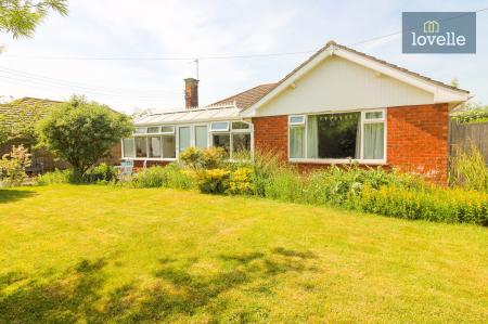 3 bedroom Detached bungalow for sale in Eastfield Lane, Grimoldby, LN11
