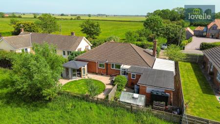 3 bedroom Detached bungalow for sale in Eastfield Lane, Grimoldby, LN11