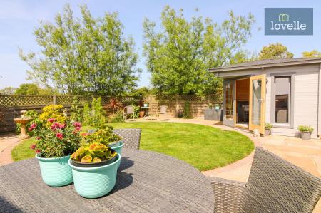 3 bedroom Detached bungalow for sale in Eastfield Lane, Grimoldby, LN11