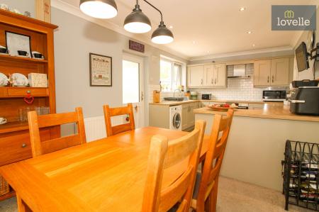 3 bedroom Detached bungalow for sale in Eastfield Lane, Grimoldby, LN11