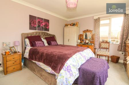 3 bedroom Detached bungalow for sale in Eastfield Lane, Grimoldby, LN11
