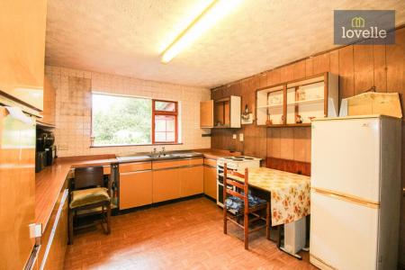 3 bedroom Detached bungalow for sale in Church End, North Somercotes, LN11