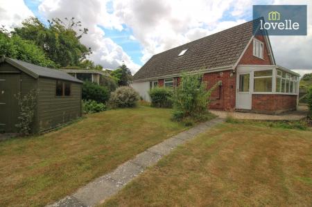 4 bedroom Detached house for sale in Linda Crescent, Louth, LN11