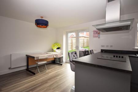 4 bedroom Detached house for sale in Walnut Close, Louth, LN11