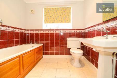 3 bedroom Detached bungalow for sale in Watts Lane, Louth, LN11