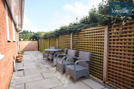 3 bedroom Detached bungalow for sale in Holywell Lane, Utterby, LN11