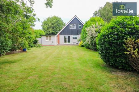 3 bedroom Detached house for sale in Wragholme Road, Grainthorpe, LN11