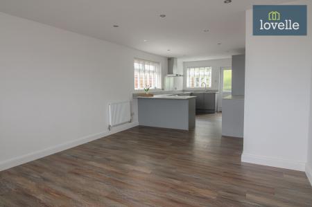 3 bedroom Detached house for sale in Wragholme Road, Grainthorpe, LN11