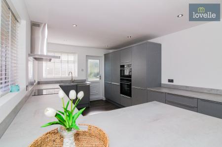 3 bedroom Detached house for sale in Wragholme Road, Grainthorpe, LN11