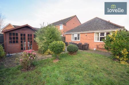 3 bedroom Detached bungalow for sale in Eresbie Road, Louth, LN11