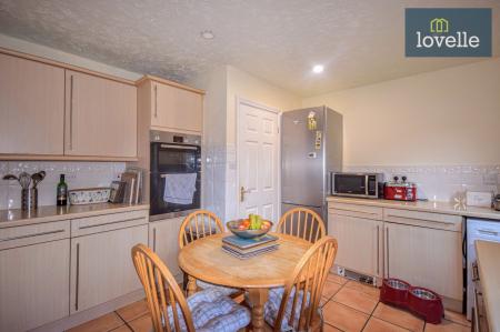 3 bedroom Detached bungalow for sale in Eresbie Road, Louth, LN11