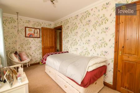 3 bedroom Detached house for sale in Hunnypot House, 1 Squire Meadows, North Somercotes, LN11 7GB