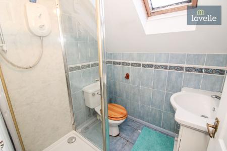 5 bedroom Detached bungalow for sale in Jubilee Road, North Somercotes, LN11