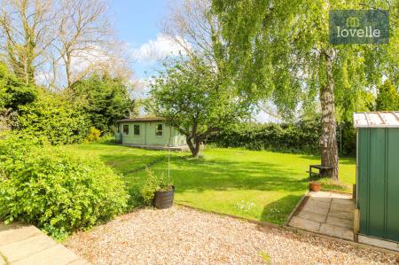 3 bedroom Detached bungalow for sale in Main Road, Covenham St. Bartholomew, LN11