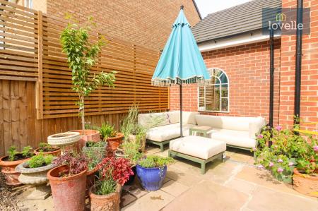 4 bedroom Detached house for sale in Barley Road, Louth, LN11
