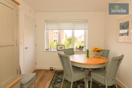 4 bedroom Detached house for sale in Barley Road, Louth, LN11