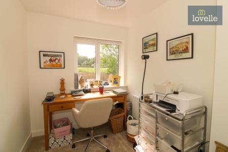 4 bedroom Detached house for sale in Barley Road, Louth, LN11