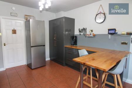 4 bedroom Detached bungalow for sale in Conisholme Road, North Somercotes, LN11