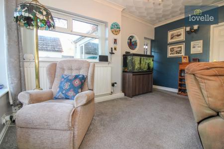 4 bedroom Detached bungalow for sale in Conisholme Road, North Somercotes, LN11