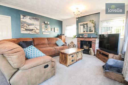 4 bedroom Detached bungalow for sale in Conisholme Road, North Somercotes, LN11