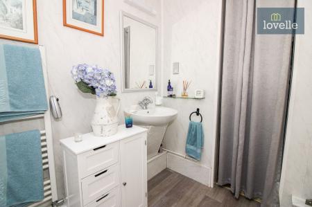 4 bedroom Detached bungalow for sale in Conisholme Road, North Somercotes, LN11