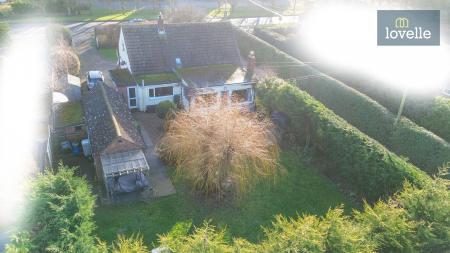 4 bedroom Detached bungalow for sale in Conisholme Road, North Somercotes, LN11