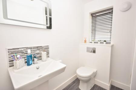 4 bedroom Detached house for sale in Acorn Avenue, Louth, LN11