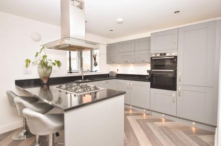 4 bedroom Detached house for sale in Acorn Avenue, Louth, LN11