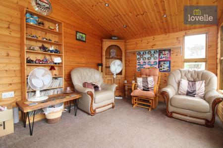 4 bedroom Detached house for sale in Church Lane, Saltfleetby, LN11