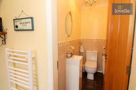 2 bedroom Detached bungalow for sale in Newbridge Lane, Covenham St. Mary, LN11