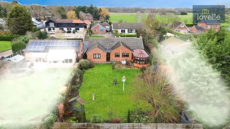2 bedroom Detached bungalow for sale in Newbridge Lane, Covenham St. Mary, LN11