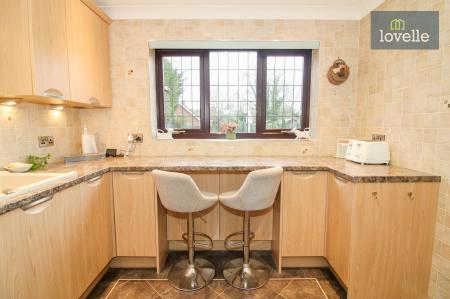 2 bedroom Detached bungalow for sale in Newbridge Lane, Covenham St. Mary, LN11